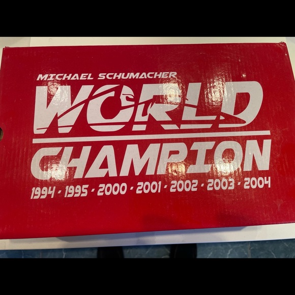 Ferrari one pair of Michael Schumacher Ferrari shoes. size euro 43 or CDN 10. - Picture 2 of 10